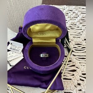 Gucci 18k Yellow Gold And Black Icon Ring - Size 6.25 - New With Tags